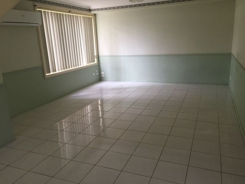 Hoxton Park NSW 2171