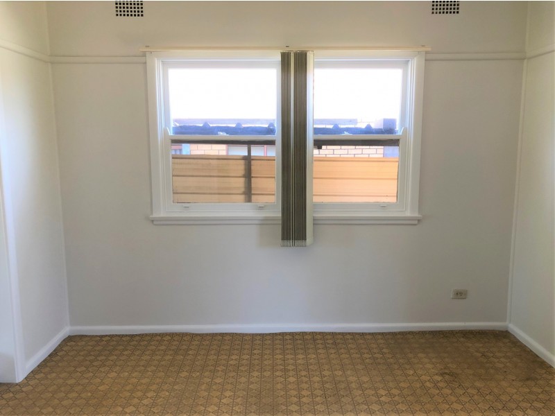 9 Rossiter Street, Smithfield NSW 2164