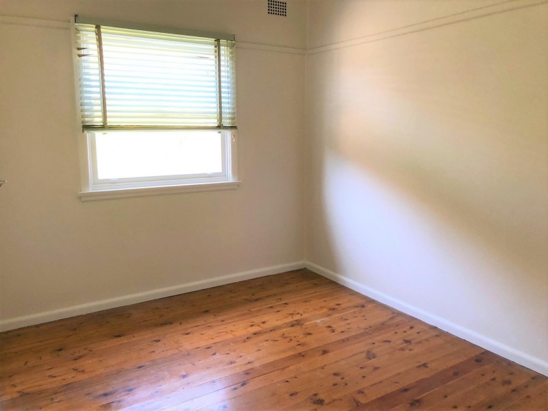 9 Rossiter Street, Smithfield NSW 2164