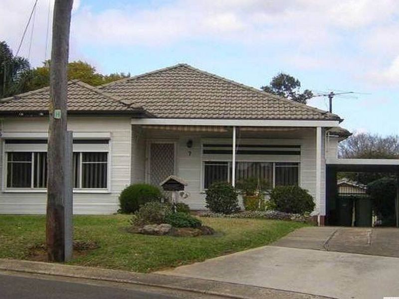 Fairfield East NSW 2165