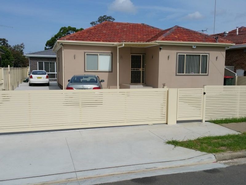 Fairfield NSW 2165