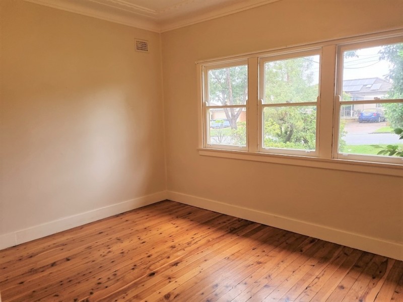 12 Murray Street, Smithfield NSW 2164