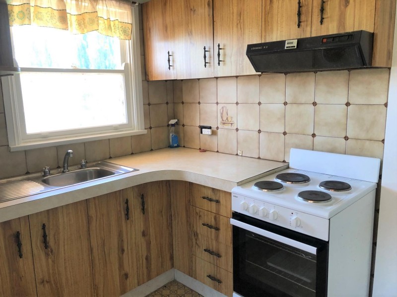 9 Rossiter Street, Smithfield NSW 2164