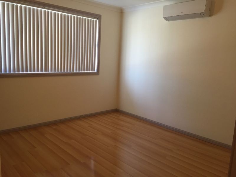 17 Salisbury Street, Canley Heights NSW 2166