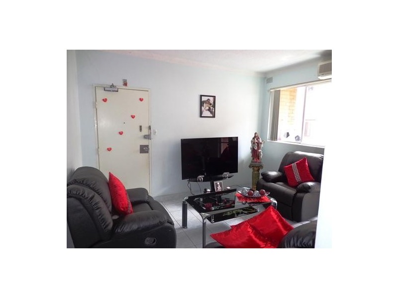 8/37 Kenyon Street, Fairfield NSW 2165