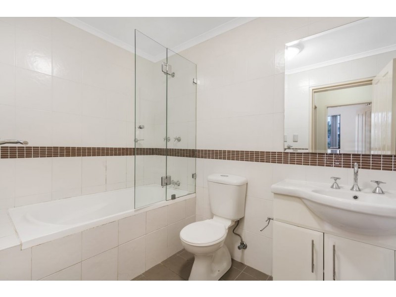 403/10 Refractory Court, Holroyd NSW 2142