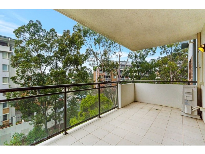 403/10 Refractory Court, Holroyd NSW 2142