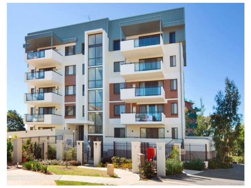 403/10 Refractory Court, Holroyd NSW 2142