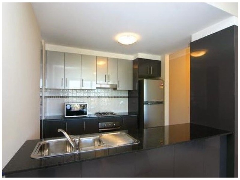 403/10 Refractory Court, Holroyd NSW 2142