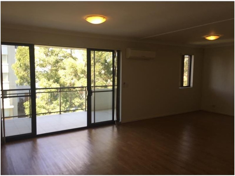 403/10 Refractory Court, Holroyd NSW 2142