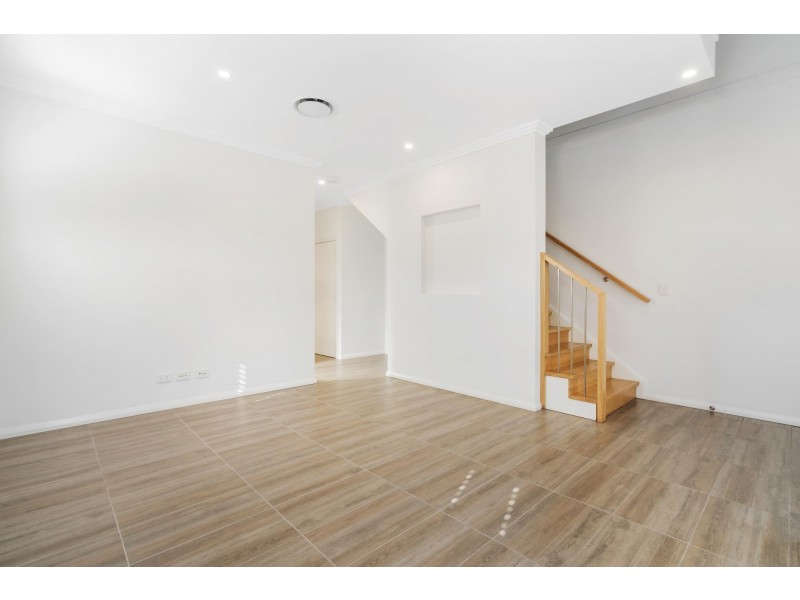 86 Mccarthy Street, Fairfield West NSW 2165