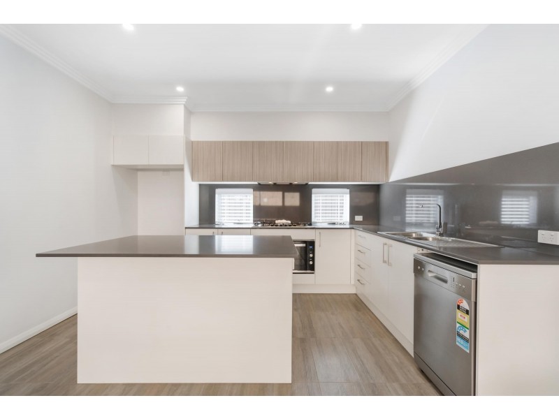 86 Mccarthy Street, Fairfield West NSW 2165