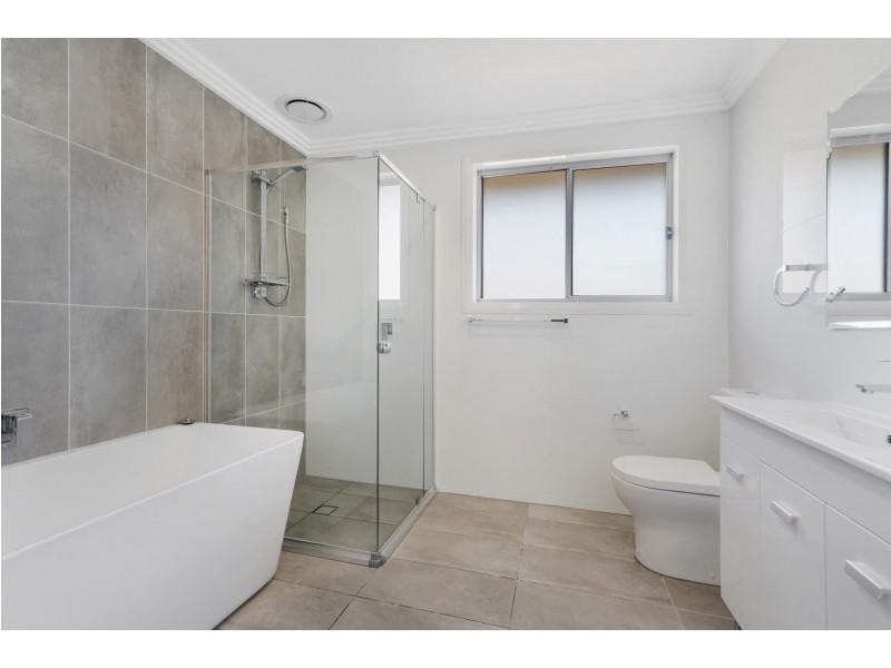 86 Mccarthy Street, Fairfield West NSW 2165