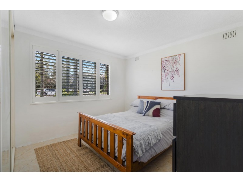 1/12-14 Market Street, Moorebank NSW 2170