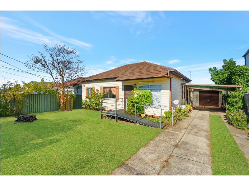 10-12 Evans Street, Fairfield Heights NSW 2165