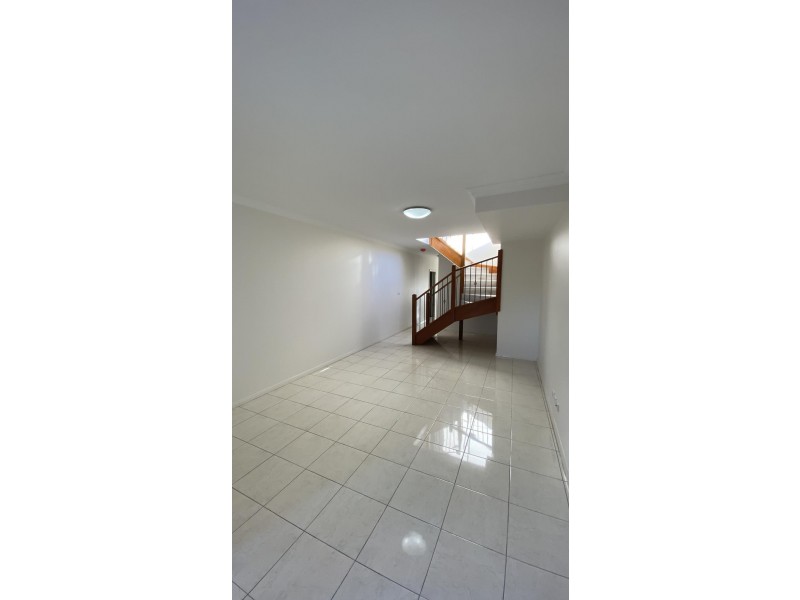 1/313b Polding Street, Smithfield NSW 2164