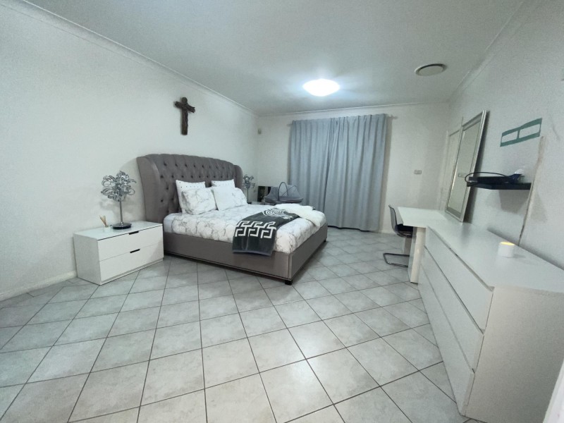 3 Roxby Place, Hinchinbrook NSW 2168