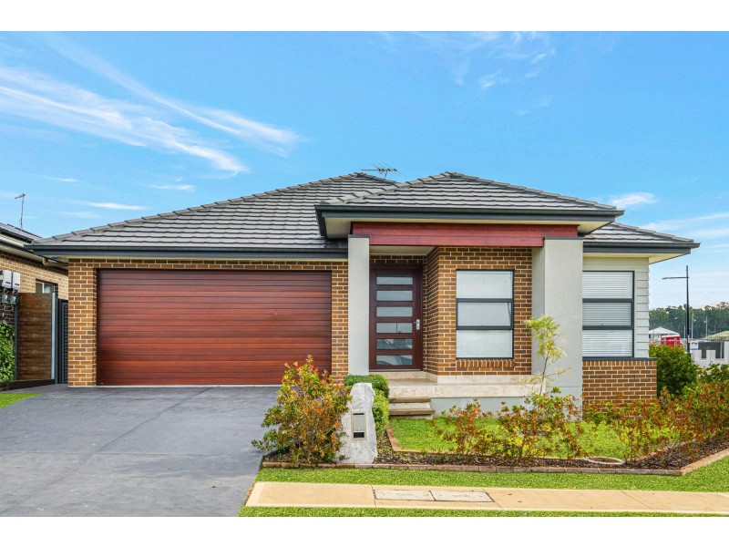2 Madigan Street, Oran Park NSW 2570