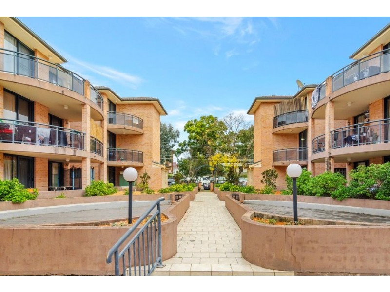 8/3-11 Normanby Road, Auburn NSW 2144