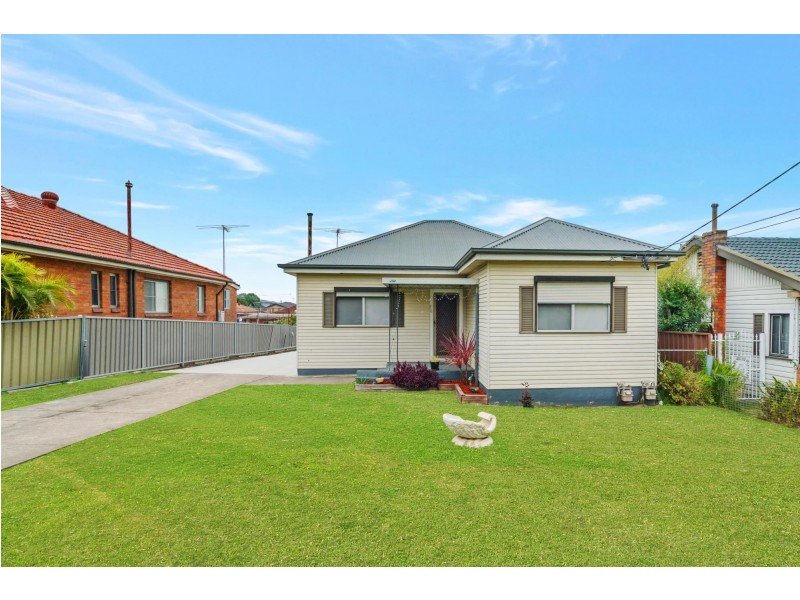 32 Marlborough Street, Smithfield NSW 2164