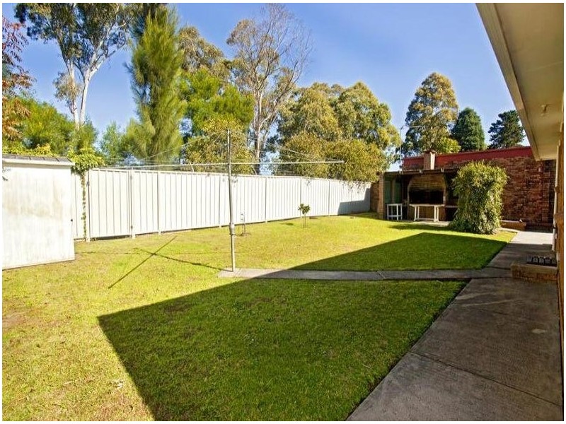 20 Elouera Crescent, Moorebank NSW 2170