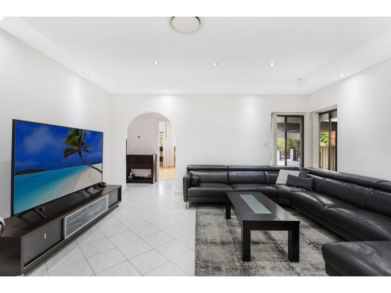 66 Station Street, Fairfield Heights NSW 2165