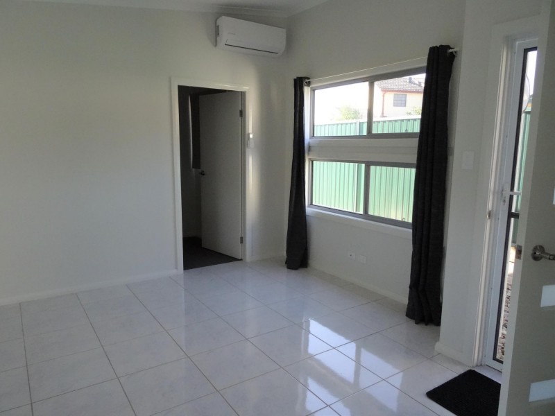 5A Cobar Street, Wakeley NSW 2176