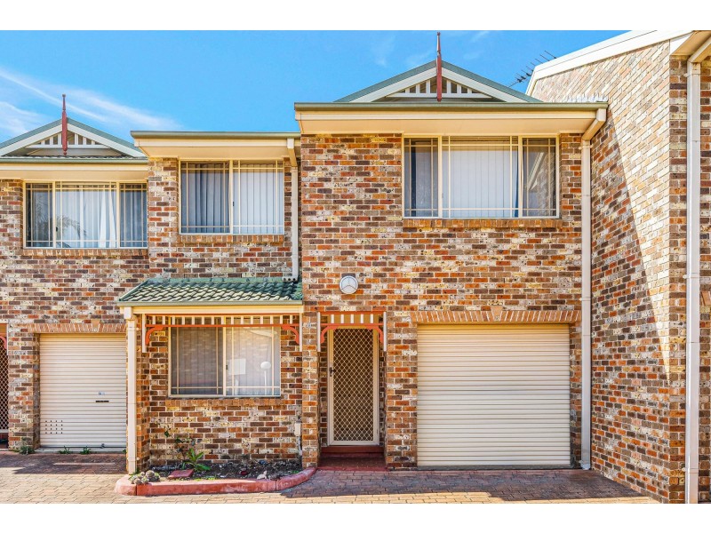 8/26 Holland Crescent, Casula NSW 2170