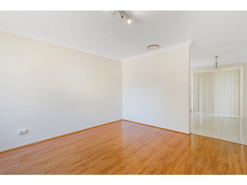 8/26 Holland Crescent, Casula NSW 2170