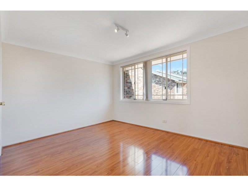 8/26 Holland Crescent, Casula NSW 2170