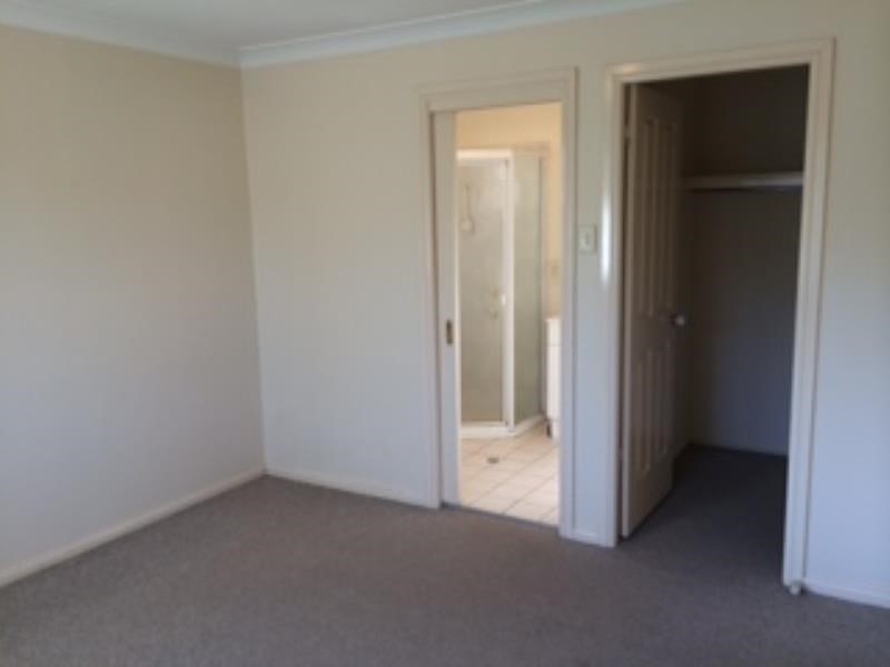 54 Manorhouse Boulevarde, Quakers Hill NSW 2763