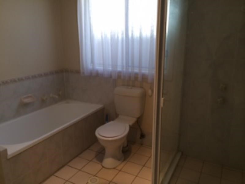 54 Manorhouse Boulevarde, Quakers Hill NSW 2763