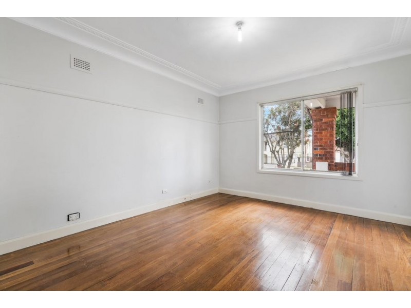 221 Ware Street, Fairfield Heights NSW 2165