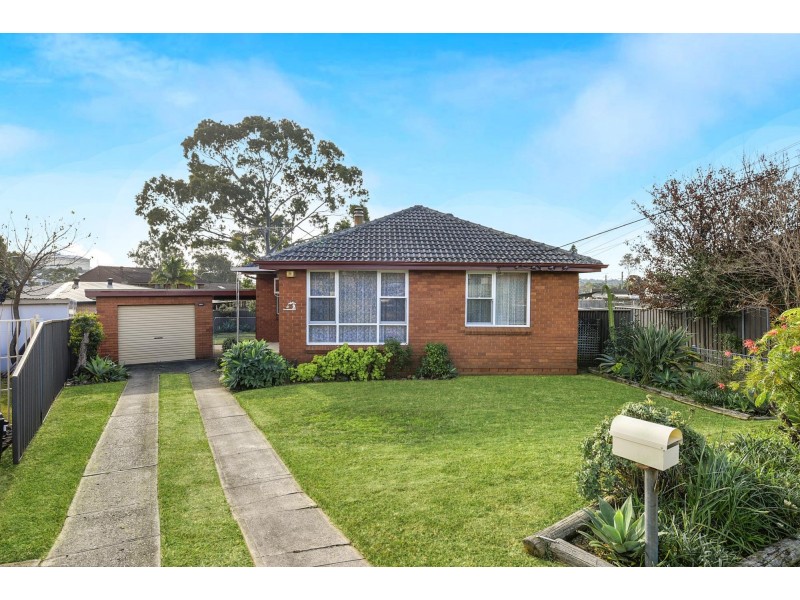 4 & 4A Helen Street, Smithfield NSW 2164
