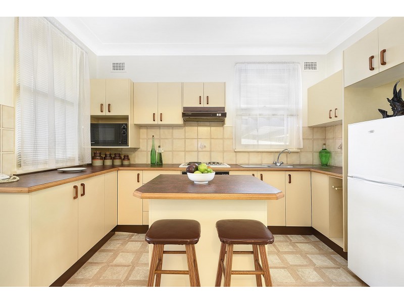 4 & 4A Helen Street, Smithfield NSW 2164