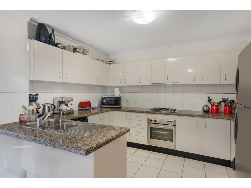 18/312-324 Windsor Road, Baulkham Hills NSW 2153