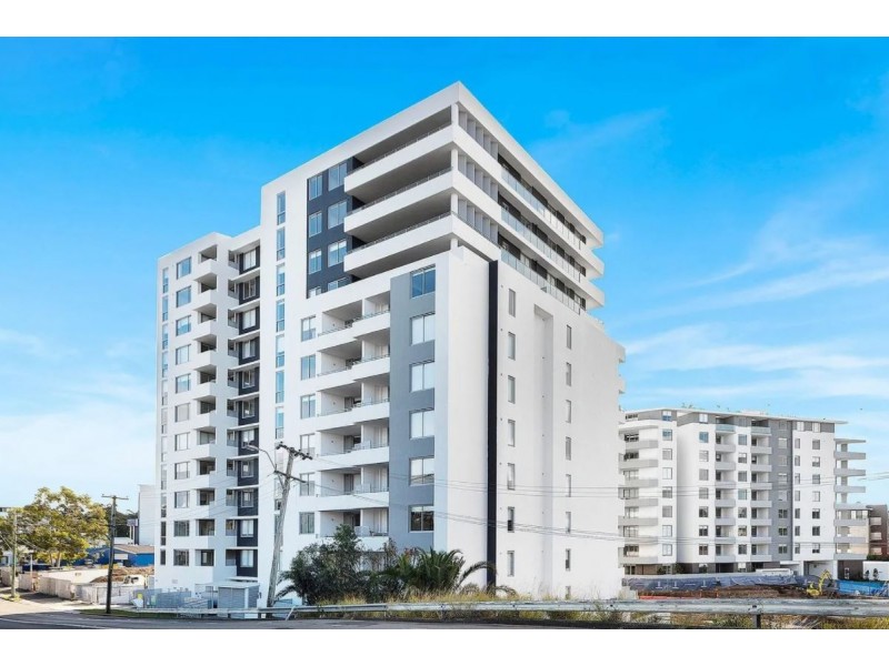 Apartment Dressler Court, Merrylands NSW 2160