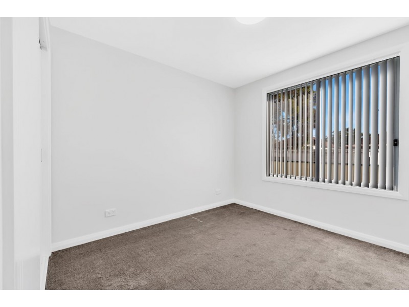 13B Slender Avenue, Smithfield NSW 2164