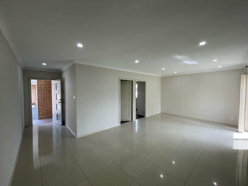 8/94-96 Eton Street, Smithfield NSW 2164