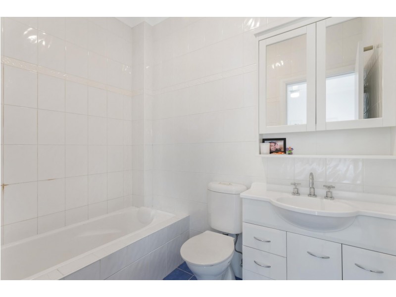 40 Hinchen Street, Guildford NSW 2161