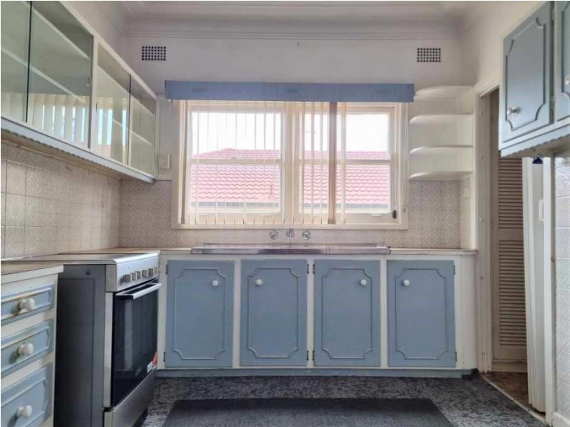 25 Landon Street, Fairfield East NSW 2165