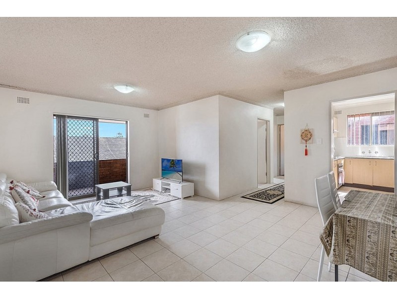 11/60 Harris Street, Fairfield NSW 2165