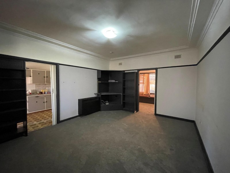 3 Coleraine Street, Fairfield NSW 2165