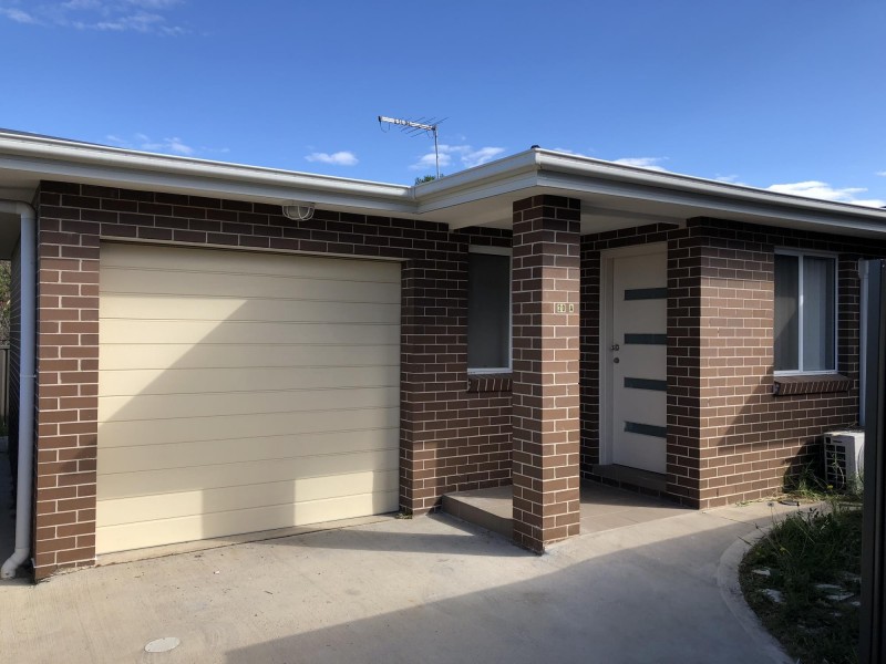 20a Charles Street, Smithfield NSW 2164