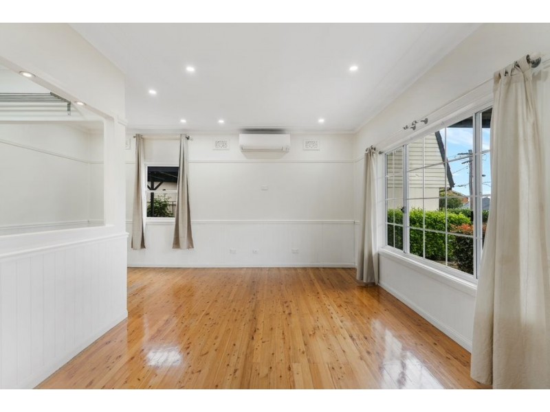 5 Hiland Crescent, Smithfield NSW 2164