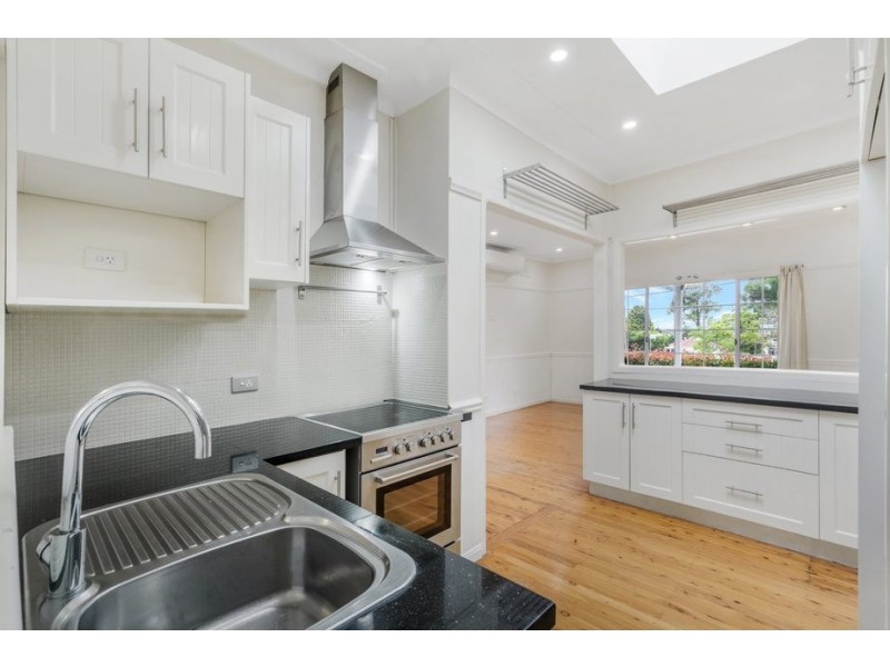 5 Hiland Crescent, Smithfield NSW 2164