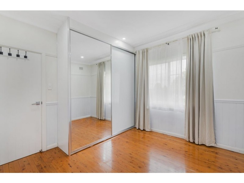 5 Hiland Crescent, Smithfield NSW 2164