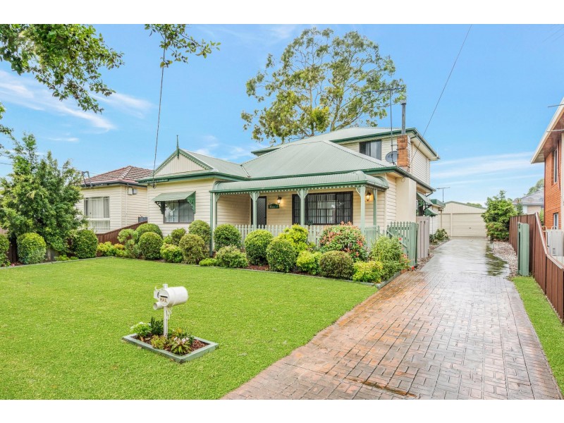 6 Alexander Street, Smithfield NSW 2164