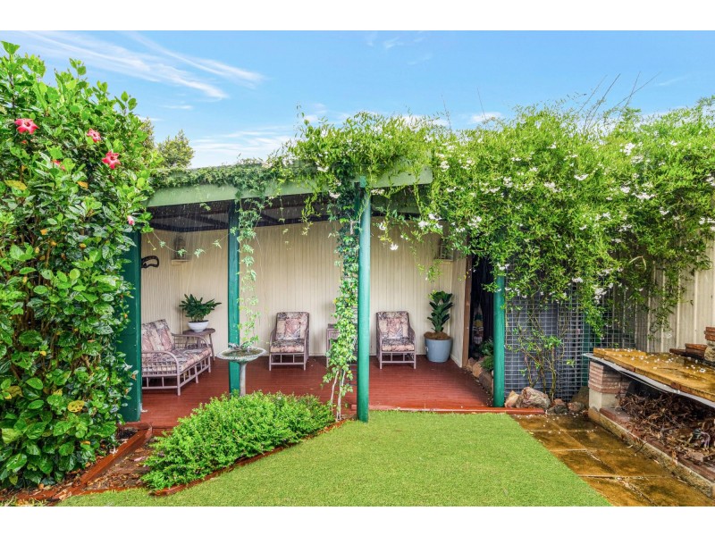 6 Alexander Street, Smithfield NSW 2164