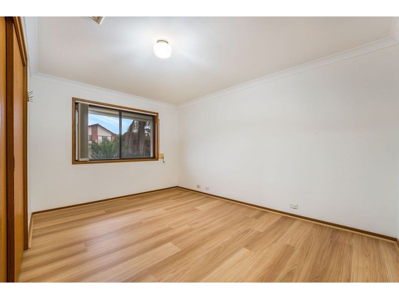 32 Glen Davis Avenue, Bossley Park NSW 2176